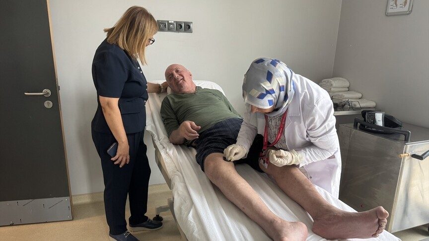 Alzheimer ve demans hastaları İstanbul'daki huzurevinde etkinliklerle yaşama bağlanıyor