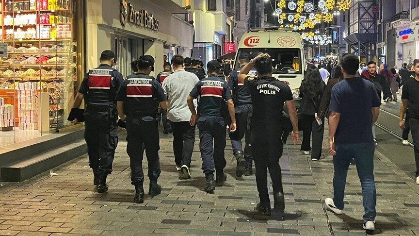 İstanbul merkezli "Ailem Güvende" operasyonunda 26 şüpheli yakalandı