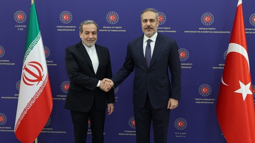 Dışişleri Bakanı Fidan İranlı mevkidaşı Erakçi ile telefonda görüştü