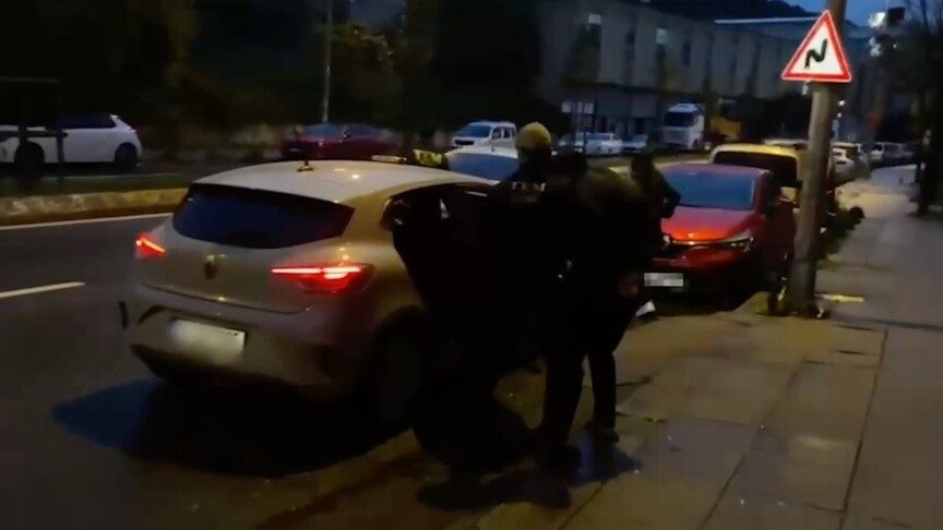 İstanbul ile Gaziantep merkezli 3 ilde terör örgütü DEAŞ'a yönelik operasyonda 11 şüpheli yakalandı
