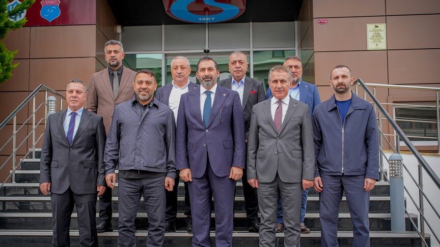 Gençlik ve Spor Bakan Yardımcısı Hamza Yerlikaya, Trabzonspor Kulübünü ziyaret etti
