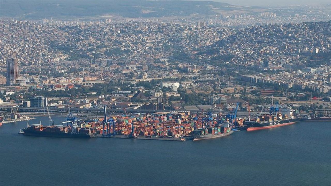 İzmir Limanı'nda yeni dönem: Varlık Fonu'na devredildi