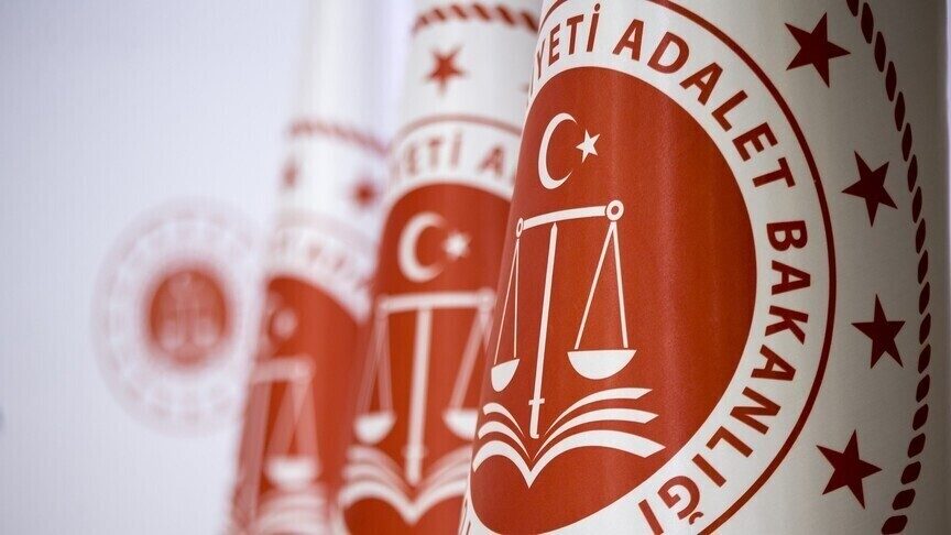 Adalet Bakanlığı, "fon soruşturmasına ilişkin bilgilerin sızdırıldığı" iddiasını yalanladı