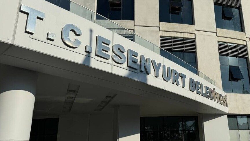 Esenyurt Belediyesine yönelik yolsuzluk soruşturmasında gözaltına alınan 9 şüpheli tutuklandı