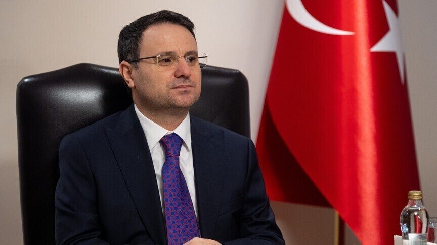 Bakan Gürlek, Hukuk Mesleklerine Giriş Sınavı ile İdari Yargı Ön Sınavı'na girecek adaylara başarı diledi