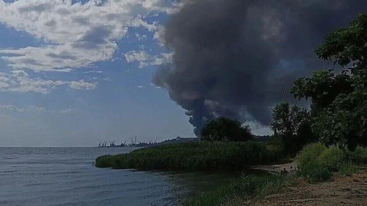 Rusya: Ukrayna'nın Odessa ve Çornomorsk limanlarını vurduk