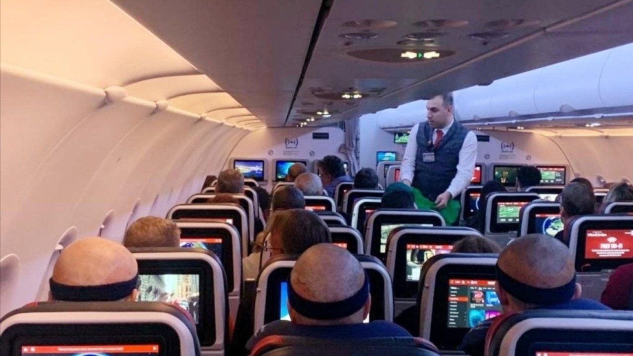 Turist alışverişten kaçtı, saçına yatırım yaptı