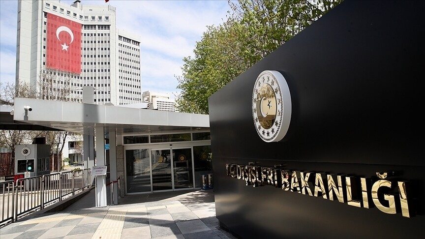 Dışişleri Bakanlığından A Milli Kadın Voleybol Takımı'na tebrik mesajı