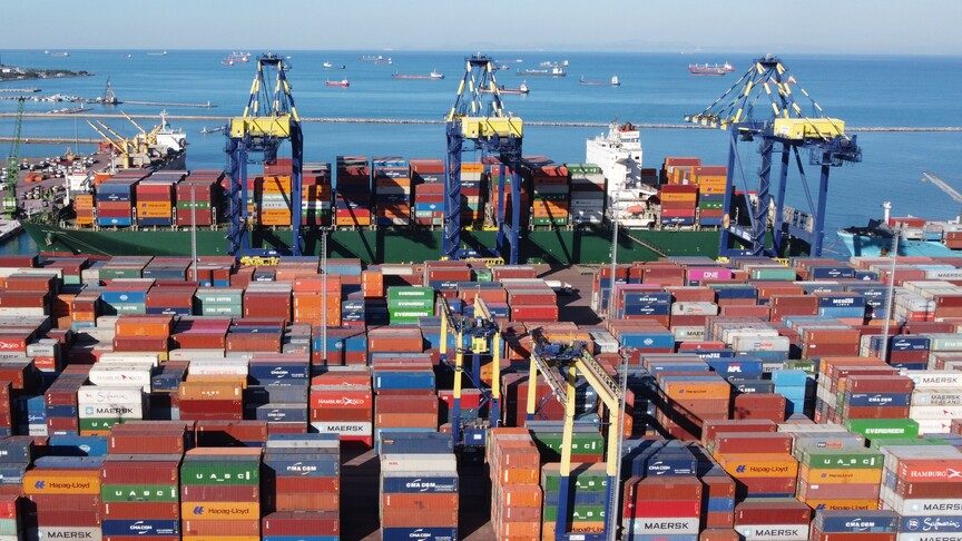 Türk lirasıyla dış ticaret 7 ayda 900 milyar lirayı aştı