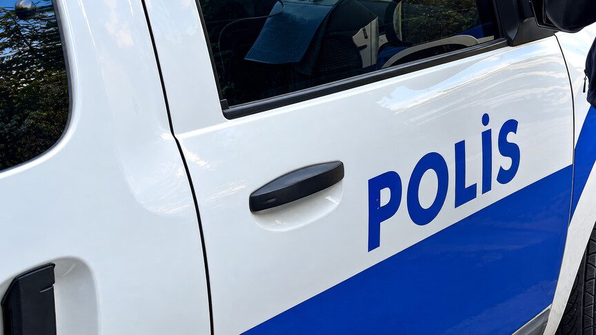 Başakşehir'deki okulda bıçaklı saldırıya ilişkin 3 şüpheli tutuklandı