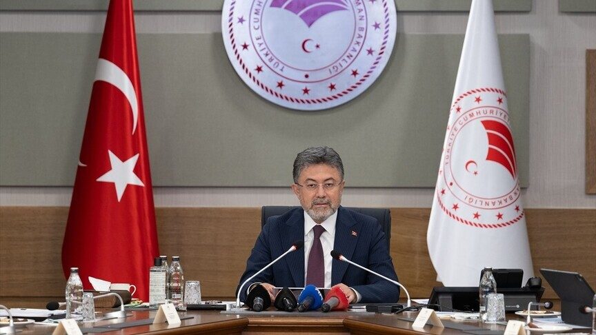Bakan Yumaklı: Terörsüz Türkiye hedefimizle bölgemizin ekoturizm potansiyelini artıracağız