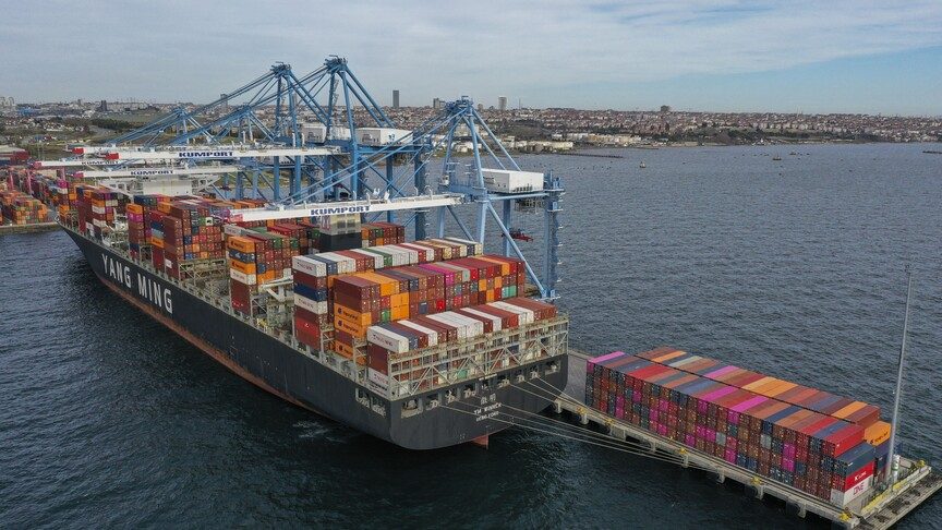 Ambarlı Liman Kompleksi'nde 9 ayda 1,4 milyon konteynerin gümrük işlemleri yapıldı