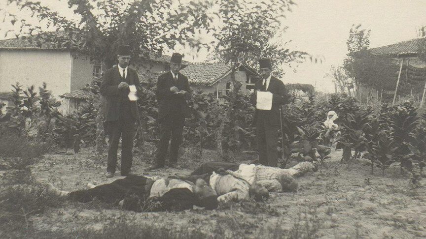 Dışişleri Bakanlığı, Yunan ordusunun Anadolu'daki mezalimine dair belge ve fotoğraflar yayımladı