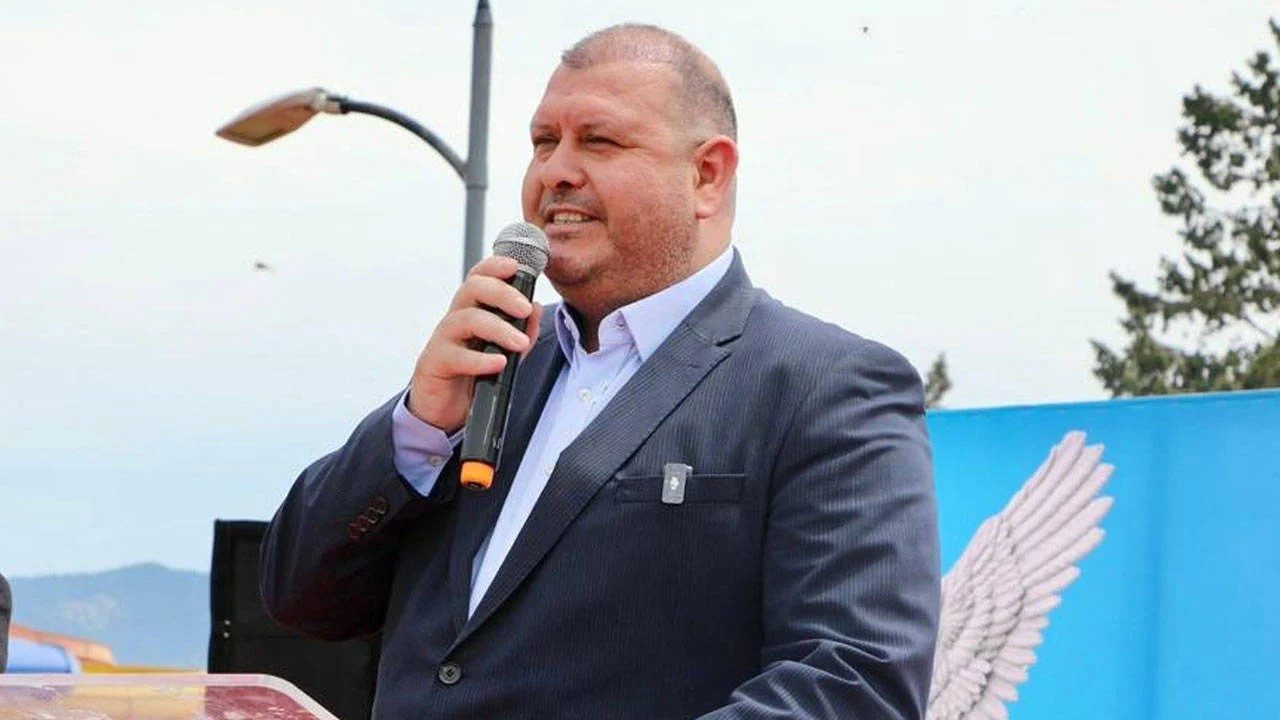 Menderes Belediye Başkanı İlkay Çiçek görevden uzaklaştırıldı