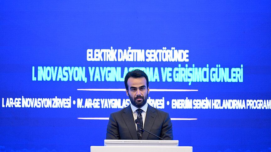 Elektrik dağıtım altyapısında gelecek 10 yılda en az 50 milyar dolarlık yatırım ihtiyacı öngörülüyor