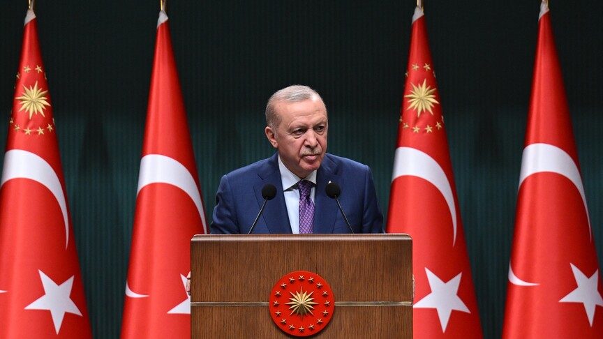 Cumhurbaşkanı Erdoğan: Her kim milletin hakkına, hukukuna, malına, mülküne el uzatırsa karşısında bizi bulur