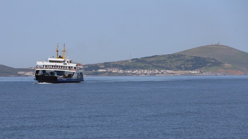 Bozcaada ve Gökçeada hatlarındaki bazı feribot seferleri yarın yapılamayacak