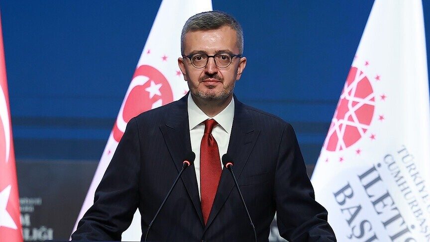 İletişim Başkanı Duran'dan "Dezenformasyona Dur De" kampanyasına katılan millilere teşekkür