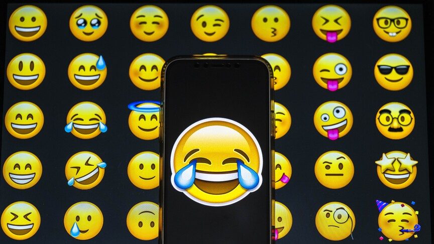 DOSYA: HİYEROGLİFLERDEN EMOJİLERE