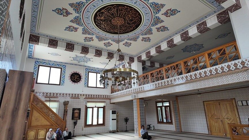 Hatay'da depremlerin ardından 137'nci cami ibadete açıldı