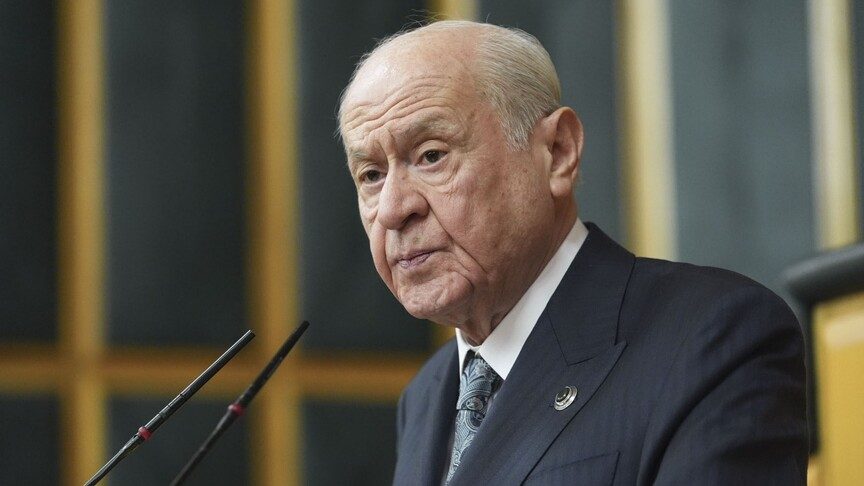 Bahçeli: Cumhurbaşkanı Erdoğan'ın bir daha aday olabilmesi için TBMM'de seçimlerin yenilenmesi kararı alınmalıdır