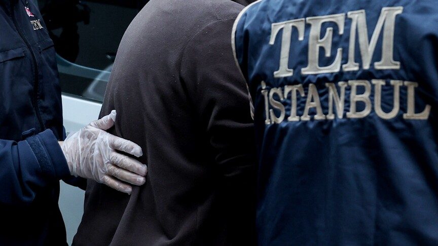 İstanbul'da terör örgütleri DEAŞ ve El Kaide'ye yönelik operasyonda 11 zanlı yakalandı