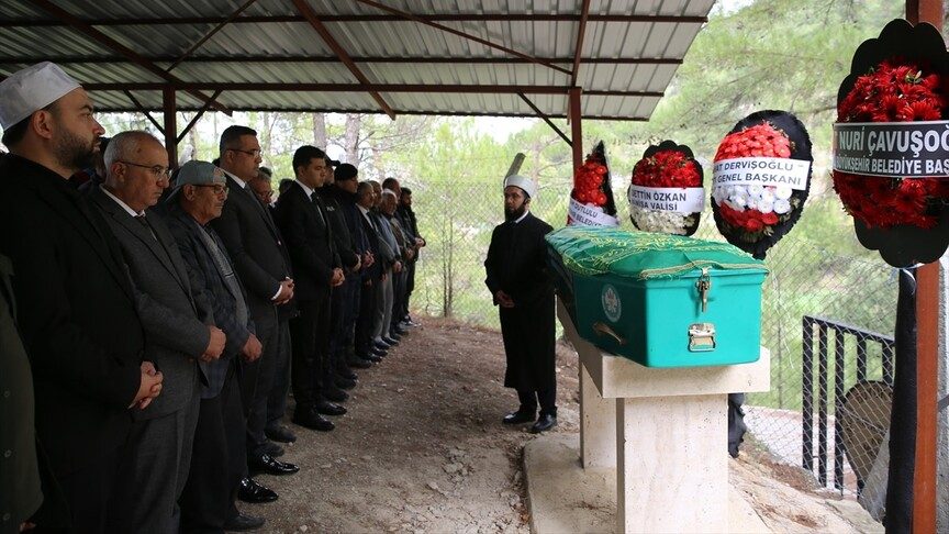 Soma'da maden ocağındaki göçükte ölen Karakaya ve İnce son yolculuğuna uğurlandı
