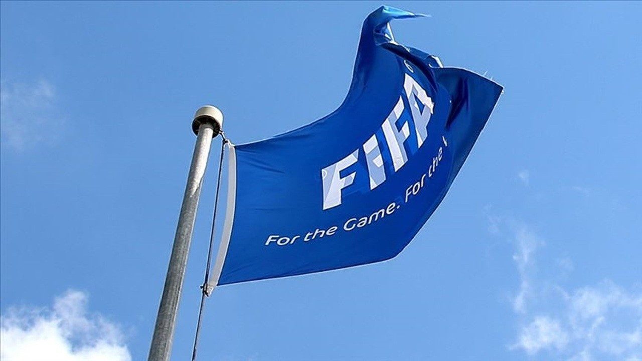 Fifa'dan ticari haklar açıklaması: "Kimse futbolu satmıyor